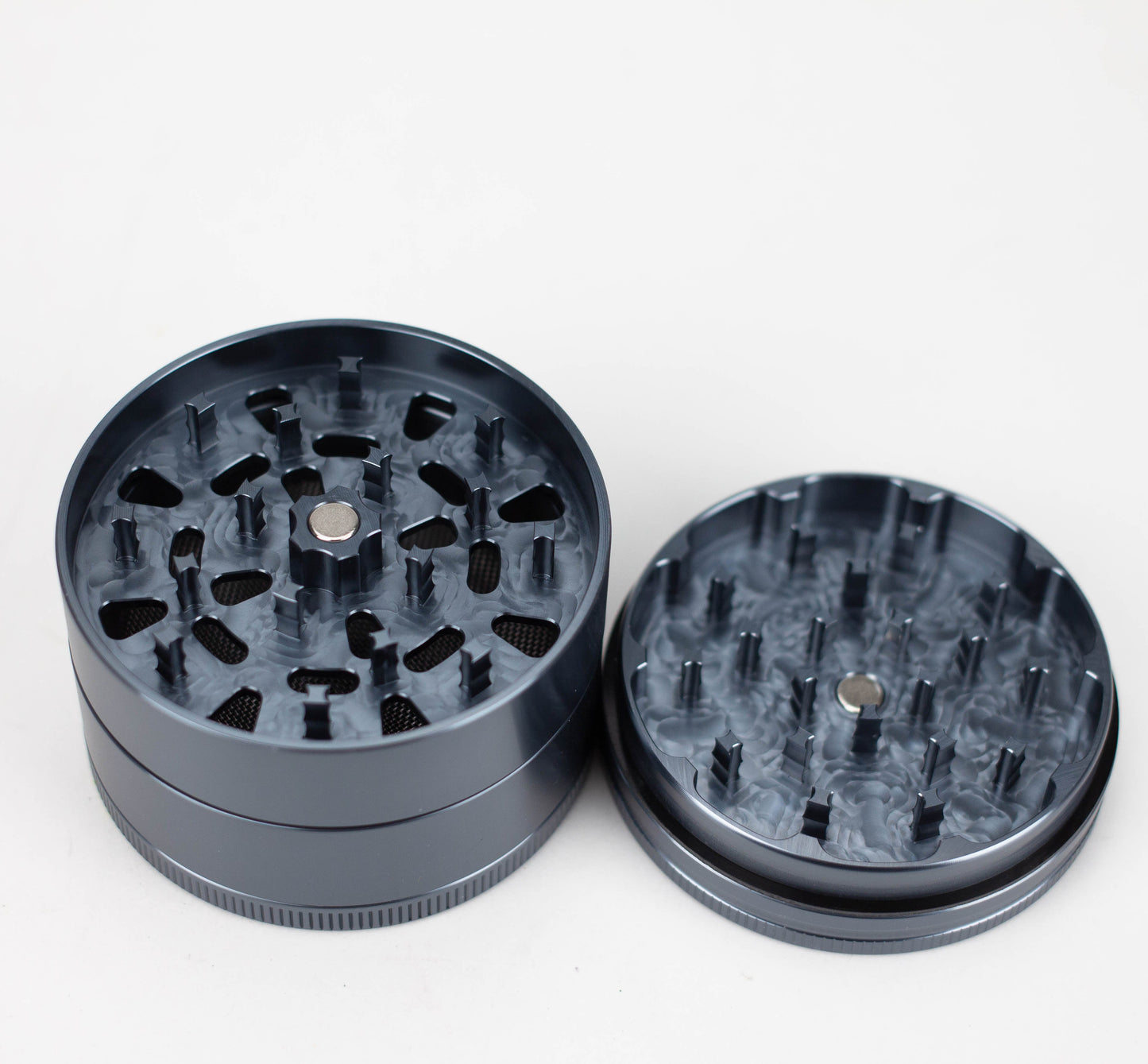 Santa Cruz Shredder | 4 Piece Large Shredder_6
