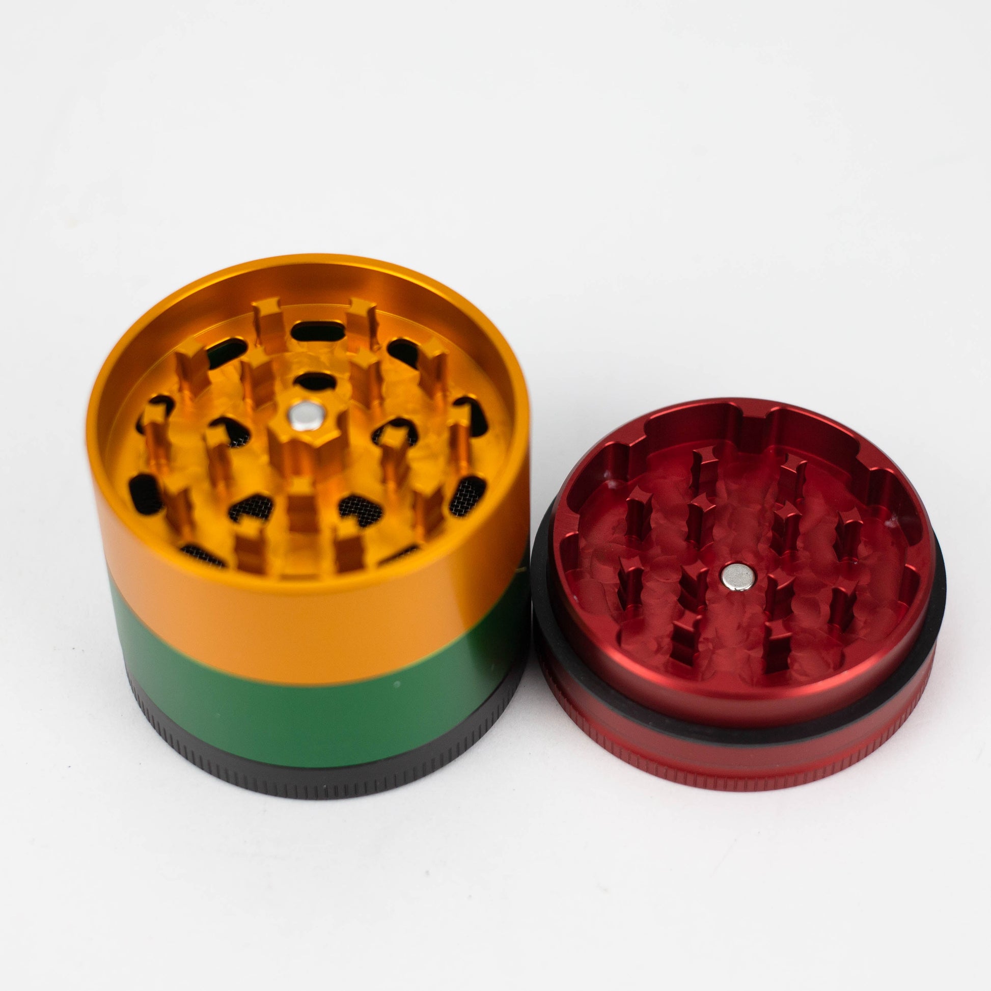Santa Cruz Shredder | 4 Piece Medium Shredder_16