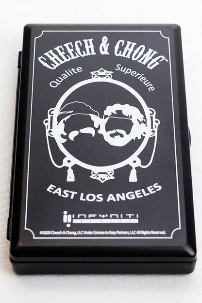 INFYNITI Cheech & Chong CHCG-100 Scale_1
